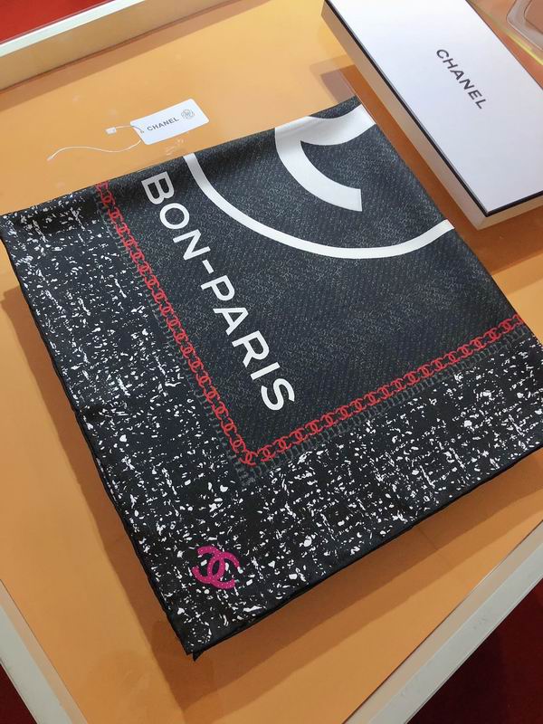 Chanel  silk scarf 90X90cm E11 (23)